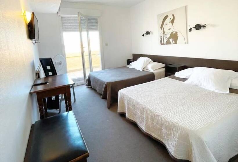 בית מלון כפרי De La Plage 2 étoiles