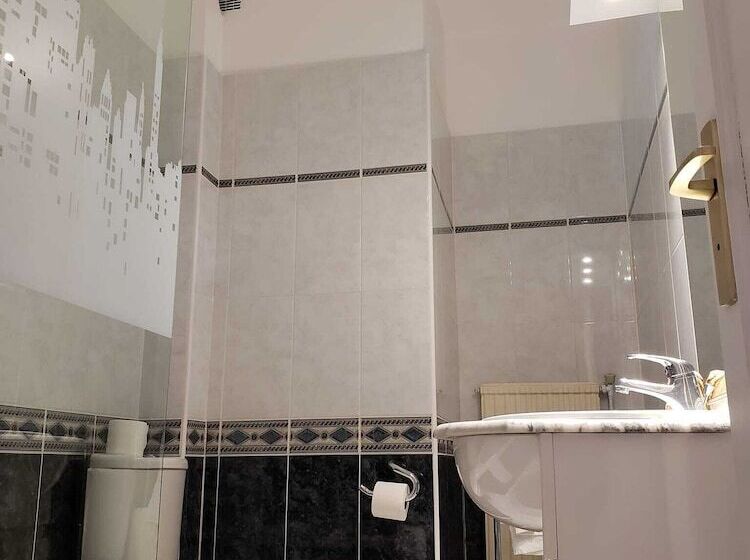 בית מלון כפרי De La Plage 2 étoiles