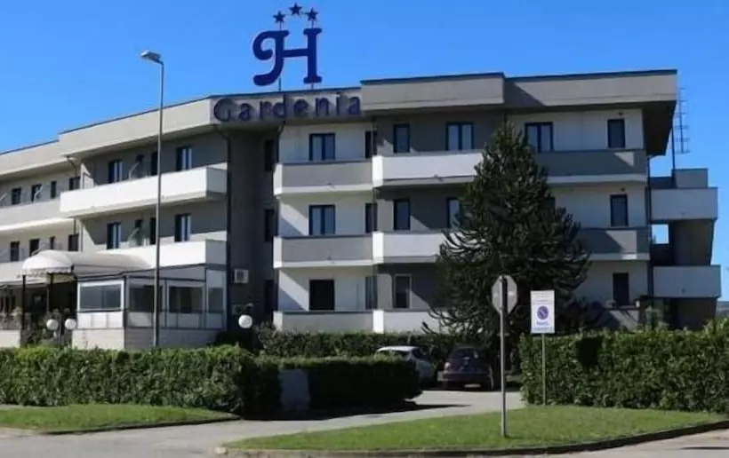 בית מלון כפרי Gardenia