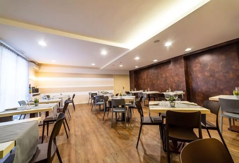 בית מלון כפרי Gardenia