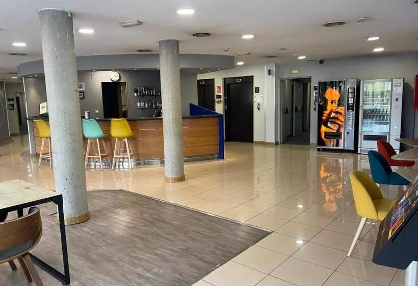 Отель Holiday Inn Express San Sebastian De Los Reyes, An Ihg