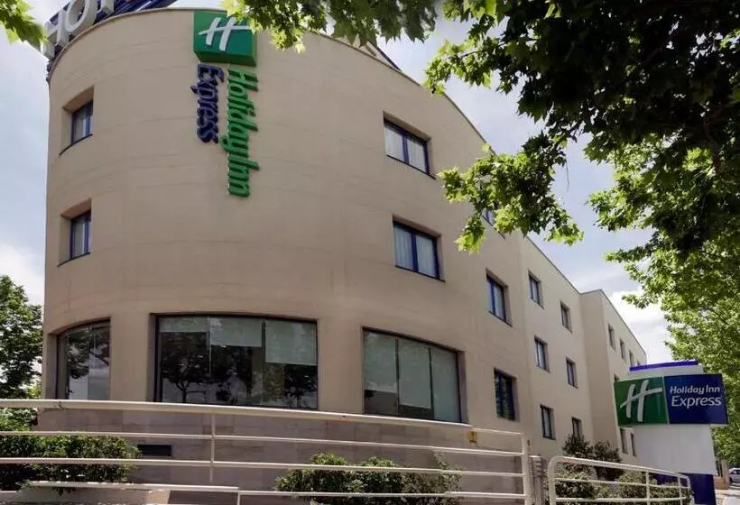 Отель Holiday Inn Express San Sebastian De Los Reyes, An Ihg