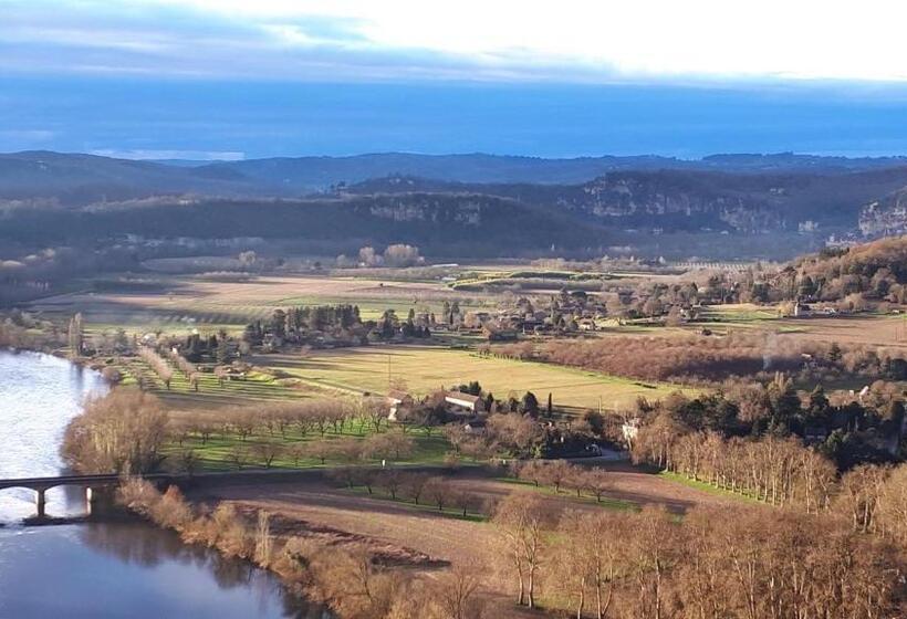 هتل Hôtel Restaurant Plaisance Piscine Couverte Et Chauffée Proche Sarlat