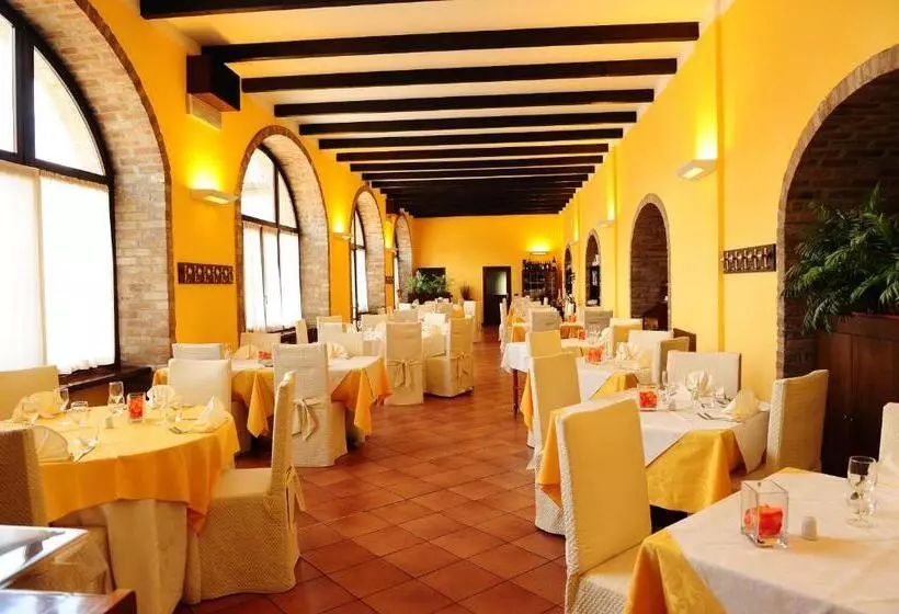 ホテル Il Carrettino Country