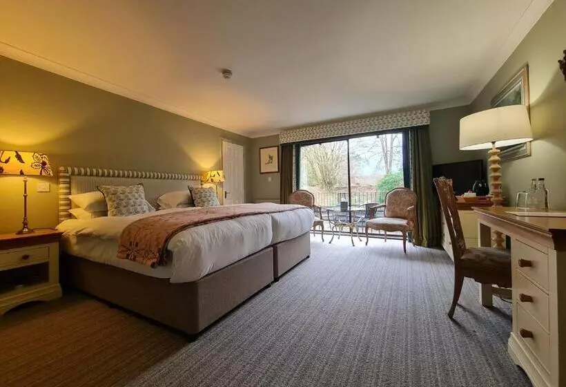 ホテル Powdermills Country House