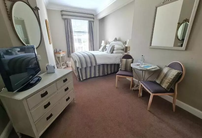 ホテル Powdermills Country House