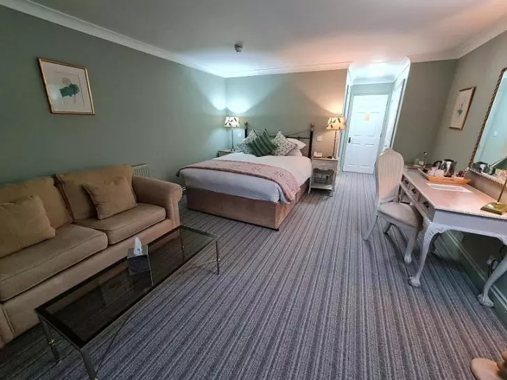 ホテル Powdermills Country House