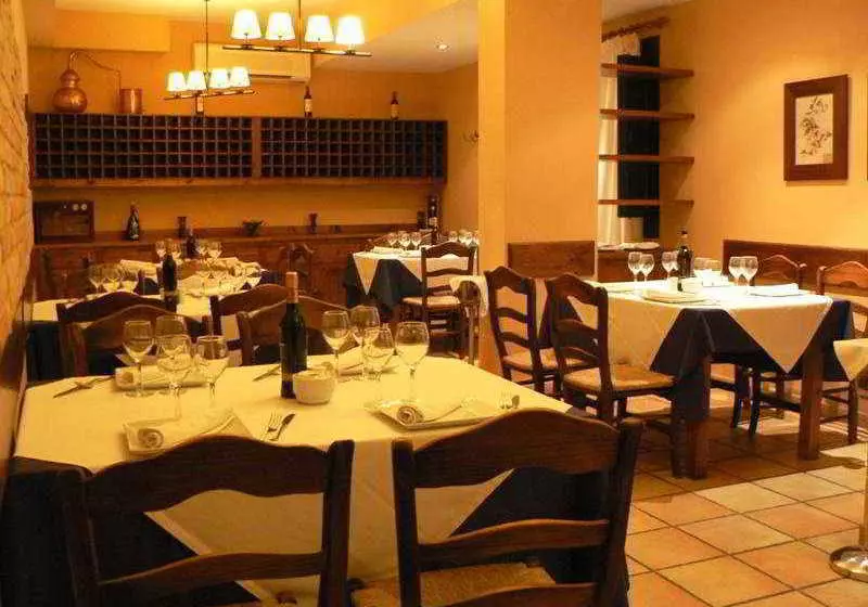 Hotel Rural Finca Les Fanecaes