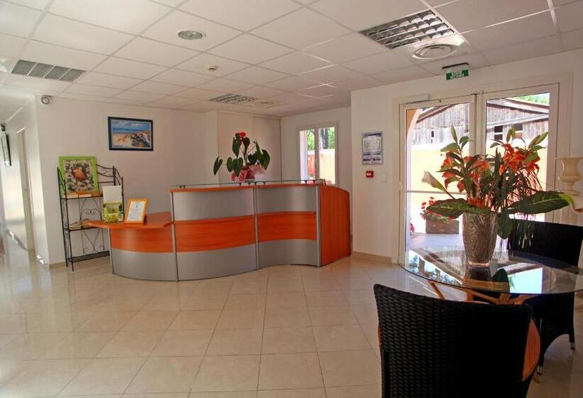 فندق على الطريق Myriam Vias Plage