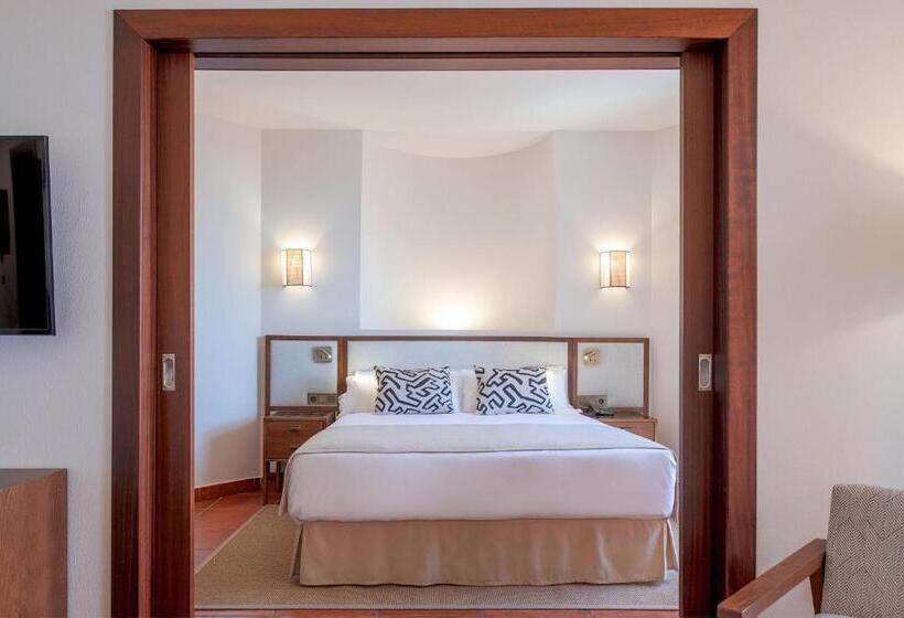 Puerto Antilla Grand Hotel