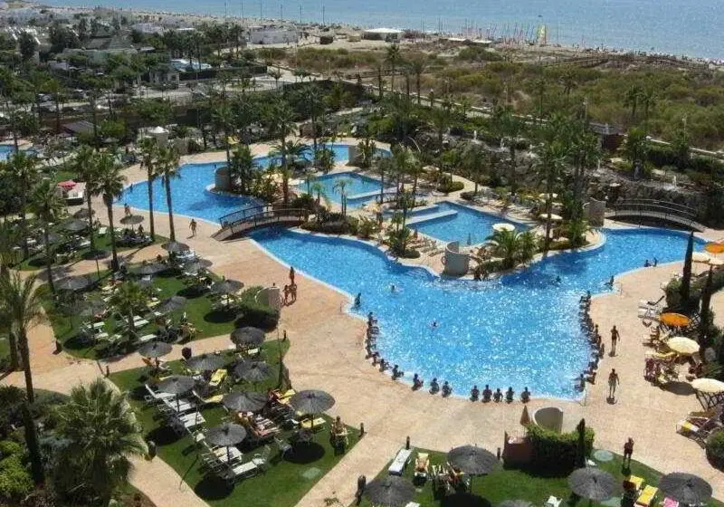 Puerto Antilla Grand Hotel