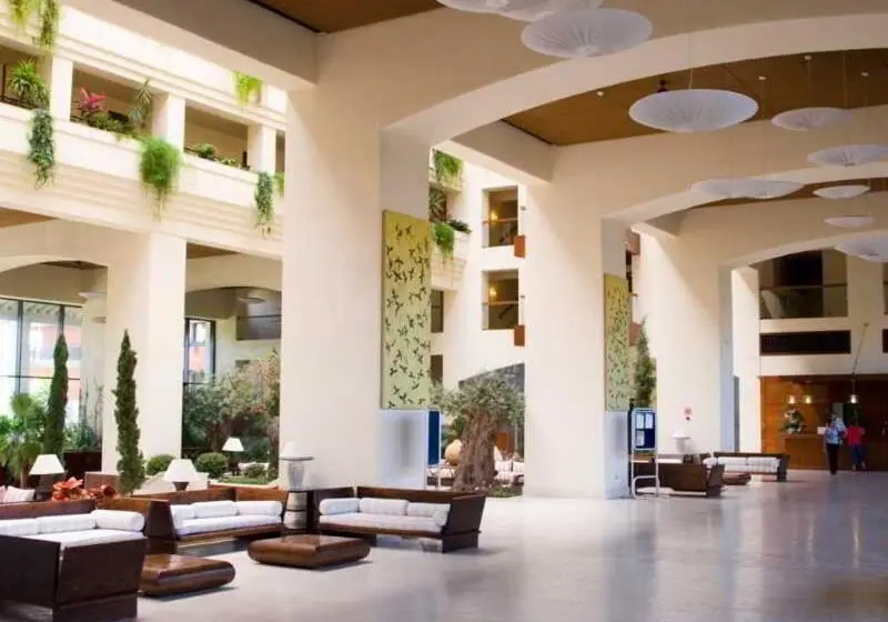 Puerto Antilla Grand Hotel