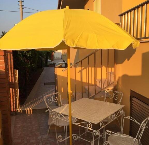 B&b Fiori Gialli Caucana