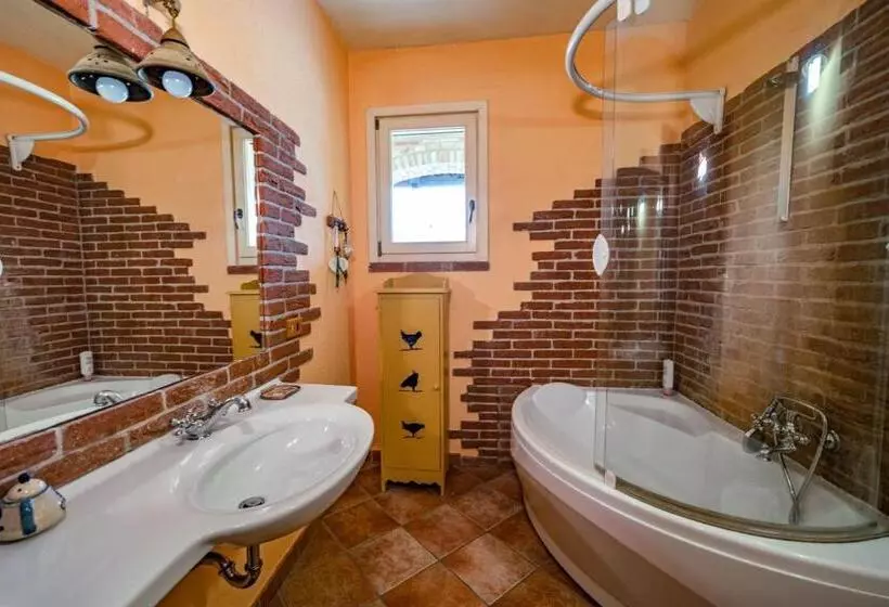 Aamiaismajoitus (B&B) L Arziga