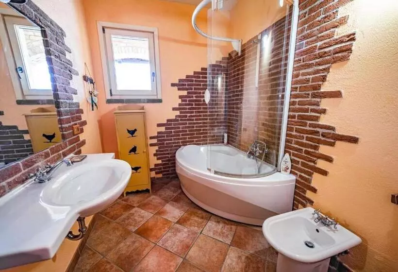 Aamiaismajoitus (B&B) L Arziga