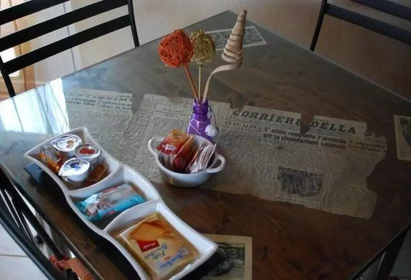تختخواب و صبحانه La Terrazza