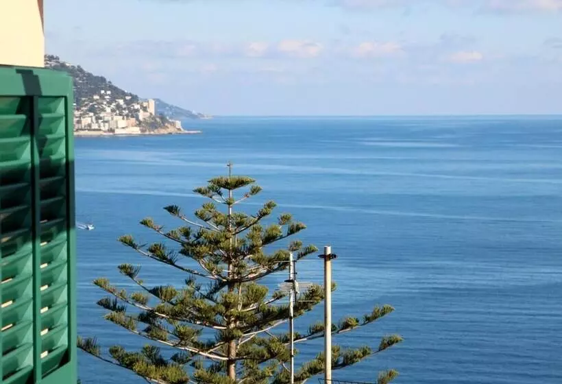 تختخواب و صبحانه La Terrazza