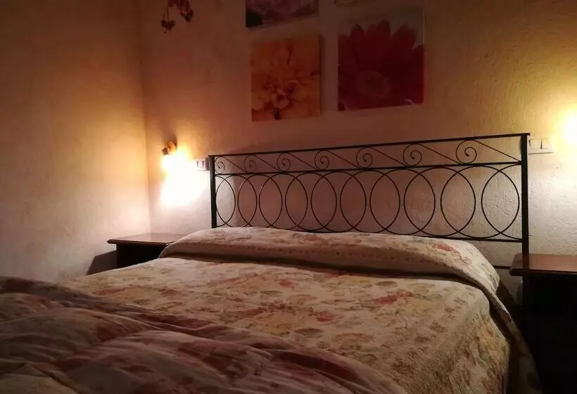 تختخواب و صبحانه La Terrazza