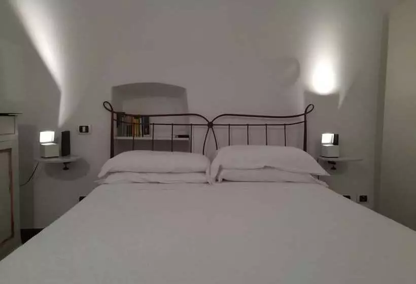 تختخواب و صبحانه La Terrazza