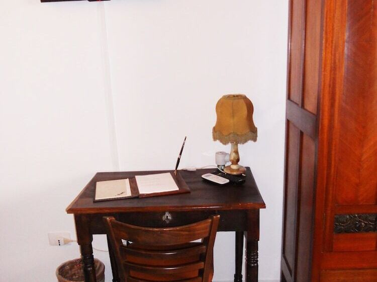 فندق ريفى Agriturismo Monte Criscione