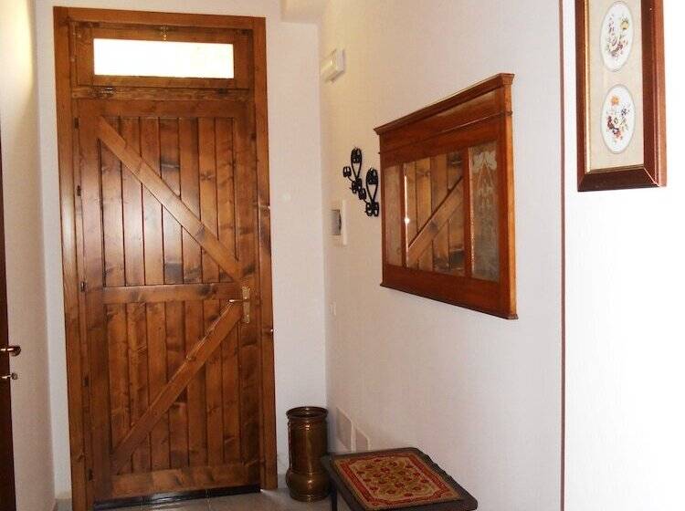 فندق ريفى Agriturismo Monte Criscione