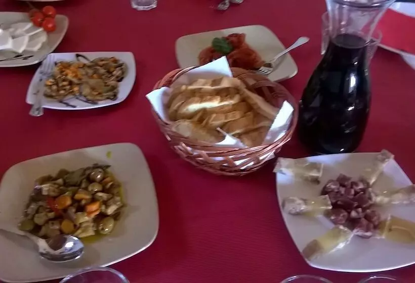 田舎風ホテル Agriturismo Monte Criscione