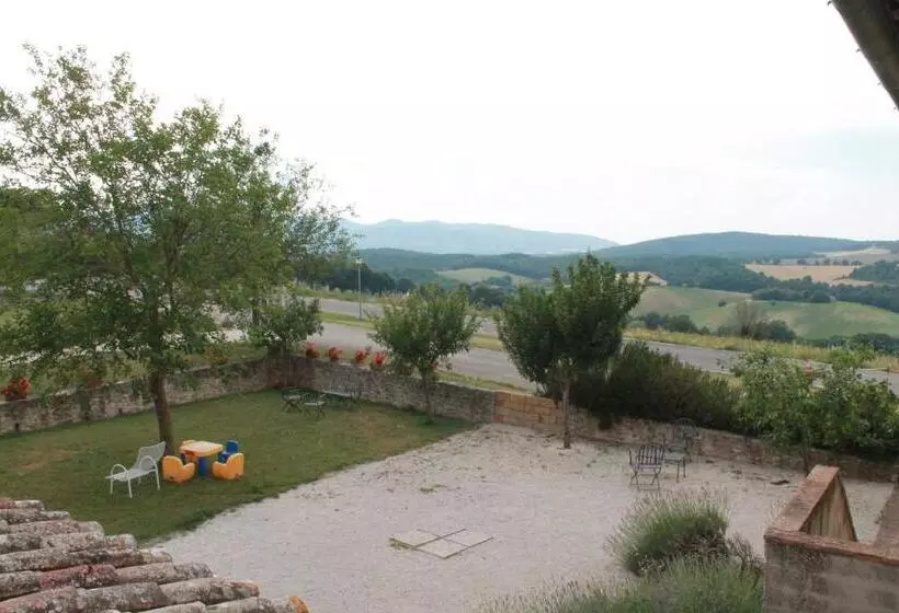 Maaseutuhotelli Agriturismo Piano Grande