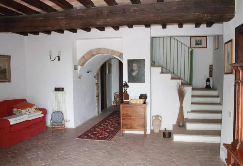 Maaseutuhotelli Agriturismo Piano Grande