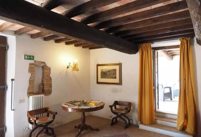 Maaseutuhotelli Agriturismo Piano Grande