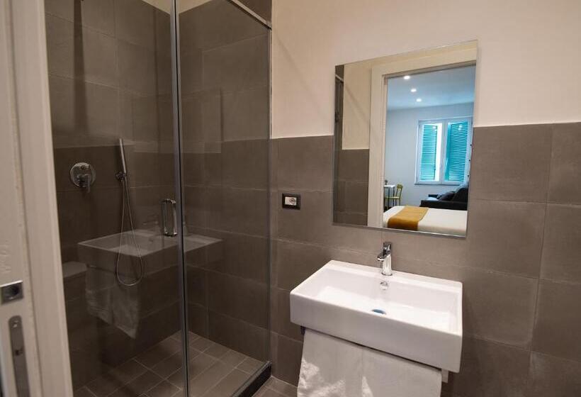 پانسیون Gb Vesuvius Napoli