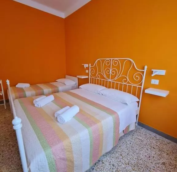 پانسیون Lcs Pisa Self Check In