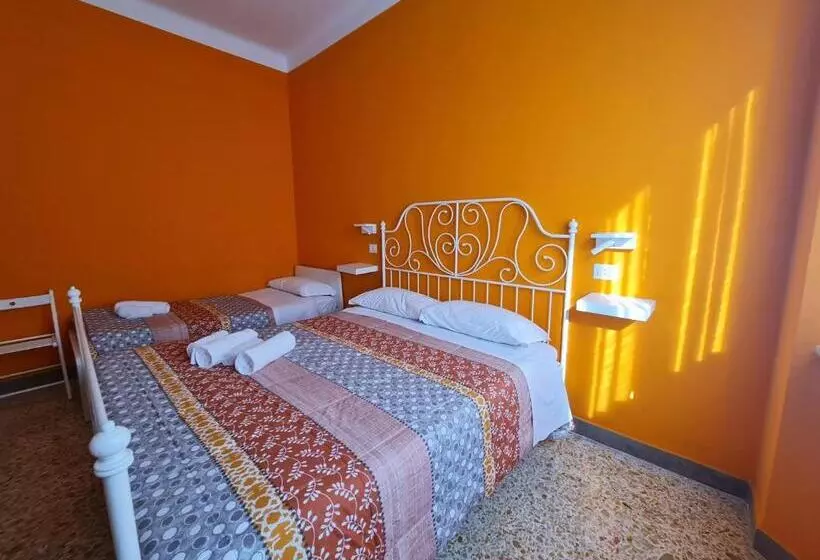 پانسیون Lcs Pisa Self Check In