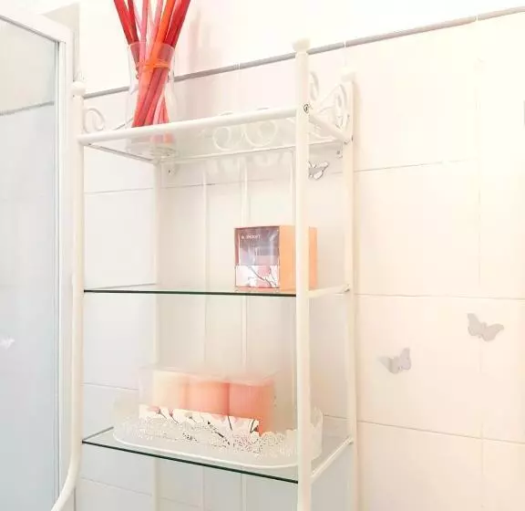 پانسیون Lcs Pisa Self Check In