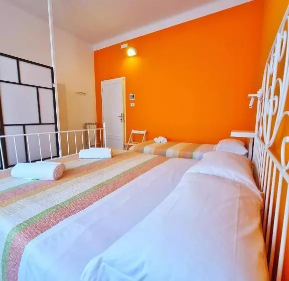 پانسیون Lcs Pisa Self Check In