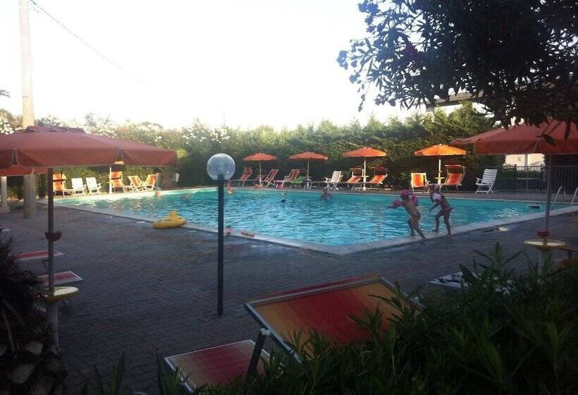 Курорт Viola Club Village