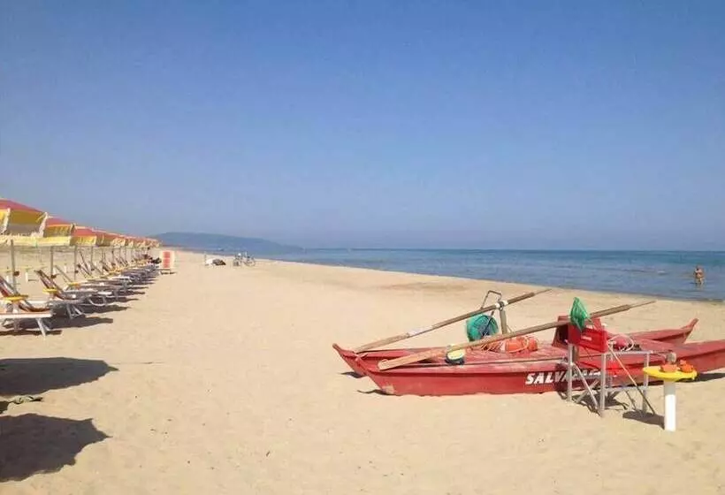 استراحتگاه Viola Club Village