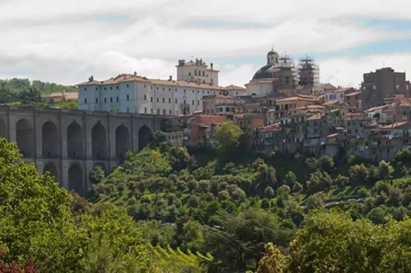 Aamiaismajoitus (B&B) Albano Station Rooms