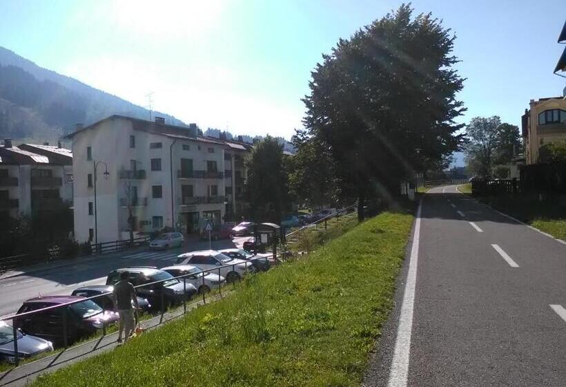 ベッドアンドブレックファースト Central Greenlife