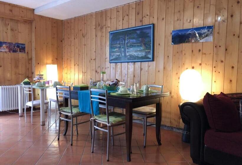 ベッドアンドブレックファースト Central Greenlife