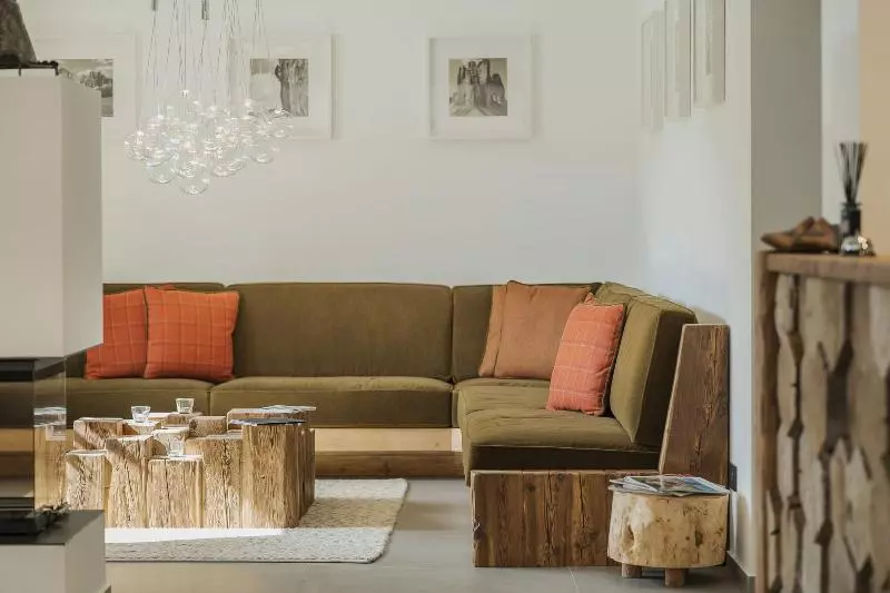 هتل Camina Suite & Spa