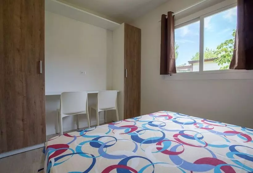 Hotelli Camping Sun Beach