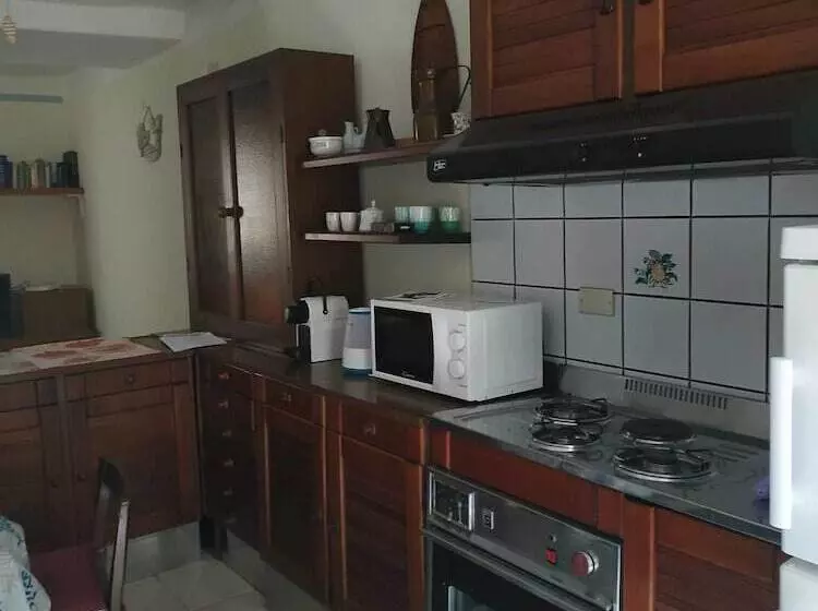 B&b Carmela