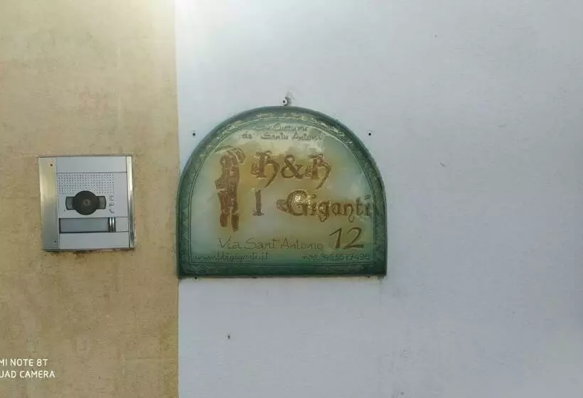 Aamiaismajoitus (B&B) I Giganti