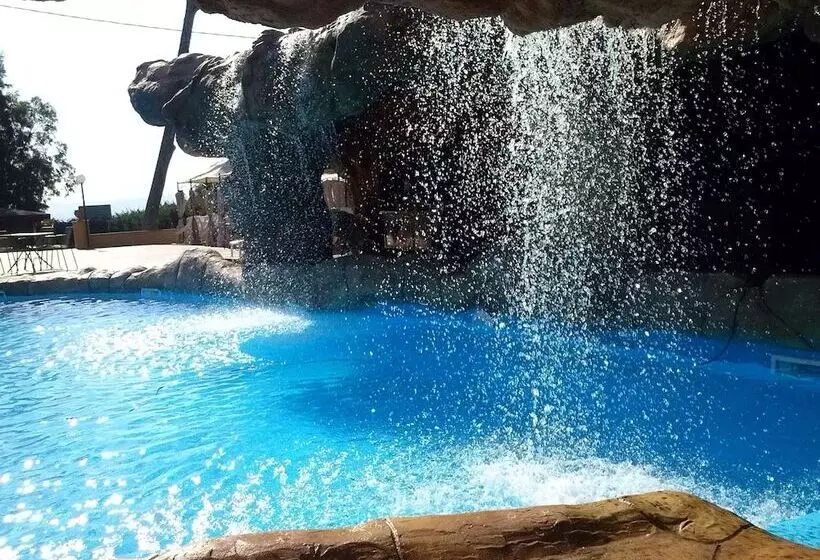 Hotelli Villa Renna Ex Casina Cancellieri