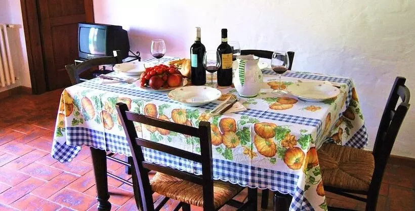 田舎風ホテル Agriturismo Poggio Porsenna