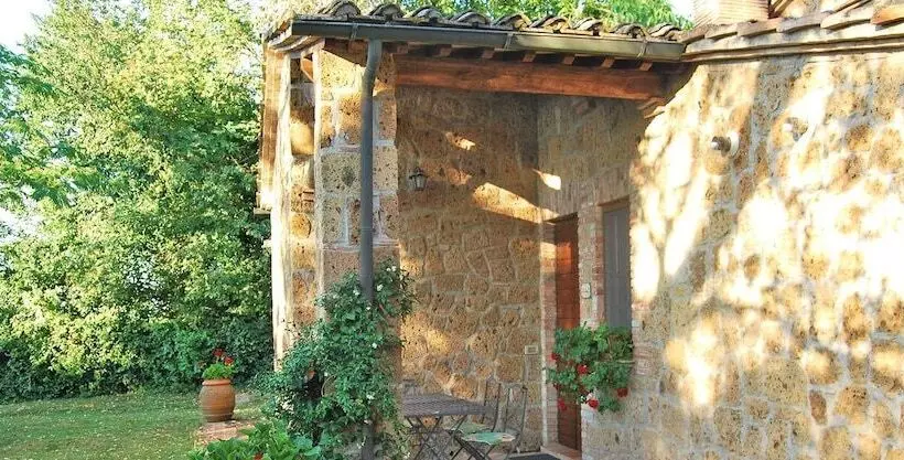 田舎風ホテル Agriturismo Poggio Porsenna