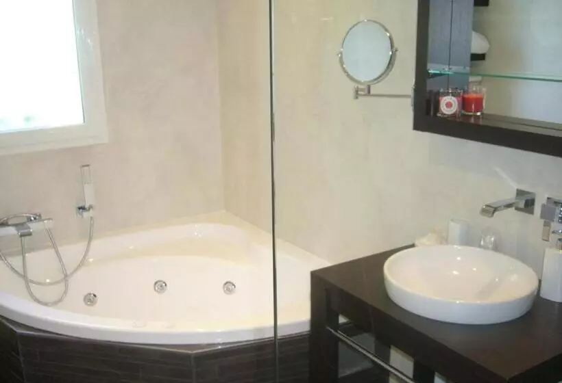 Majatalo Chambre D Hotes Le Ponsonnet