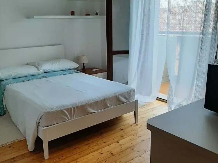 ペンション Alloggio Il Giglio