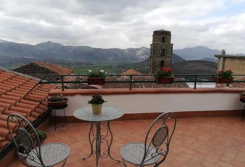 بنسيون La Casa Di Astrea