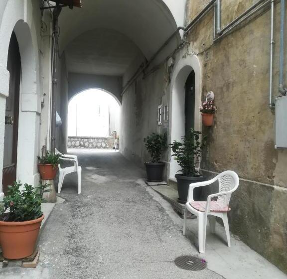 بنسيون La Casa Di Astrea